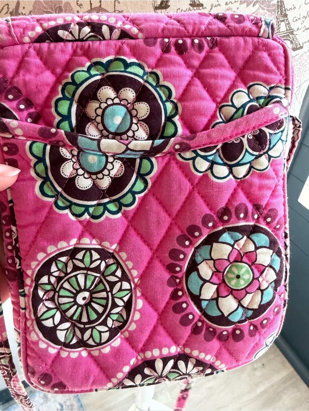 Vera Bradley Pink Quilted Crossbody Bag with Decorative Medallion Pattern - Picture 4 of 4